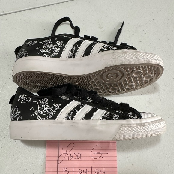 2 pair of Adidas size 4 Disney Goofy shoes - Picture 4 of 10